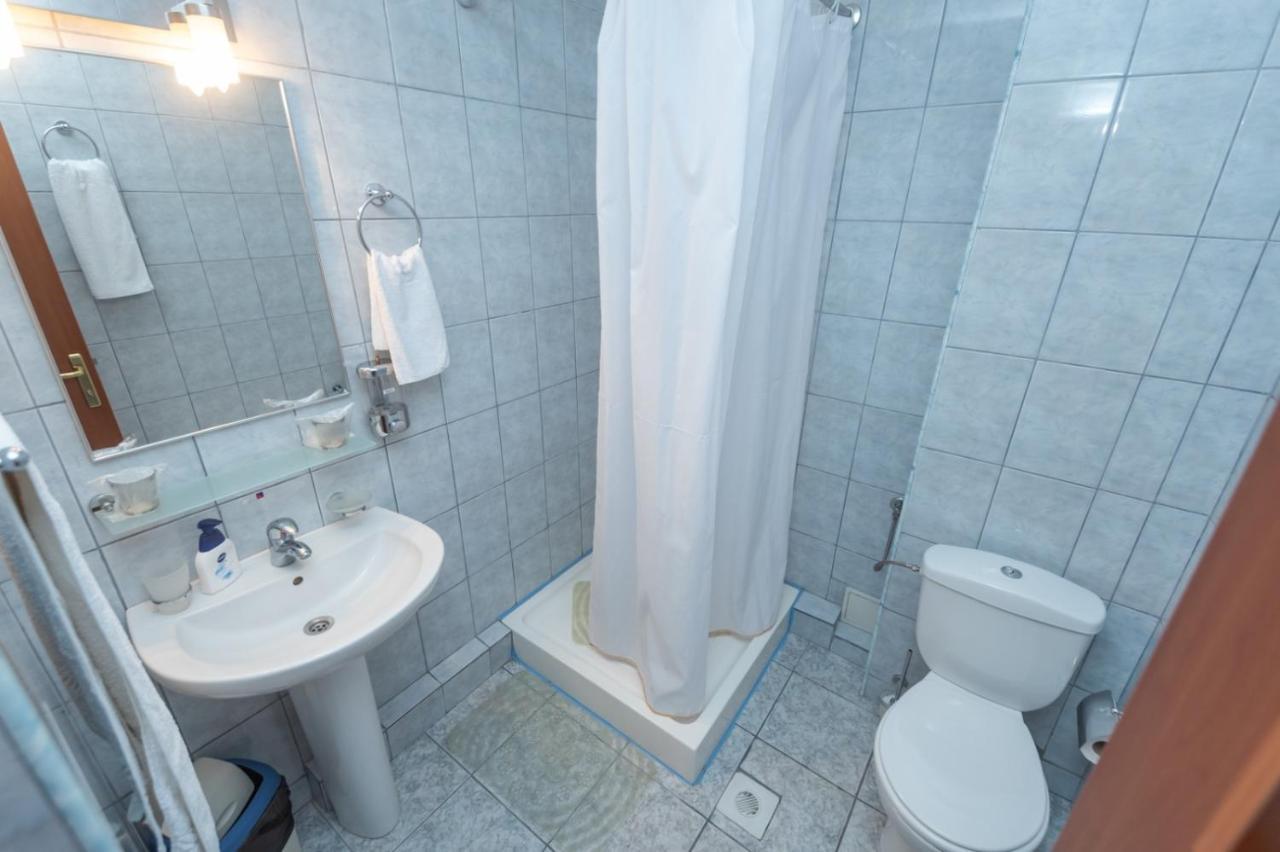 Hotel Amurg 南埃福列 外观 照片